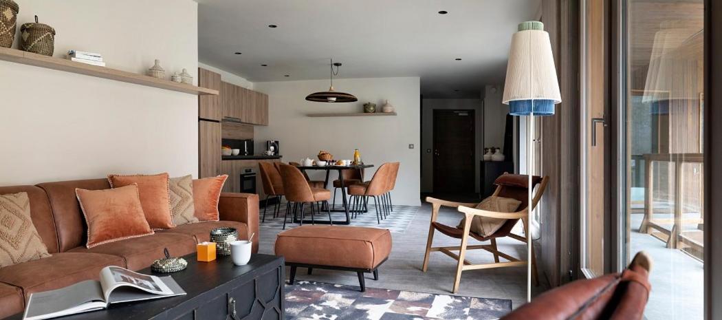 Residence Ynycio Тінь Екстер'єр фото